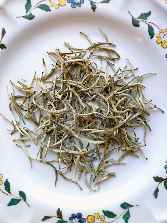 Artisan White Tea  "Silver Still"